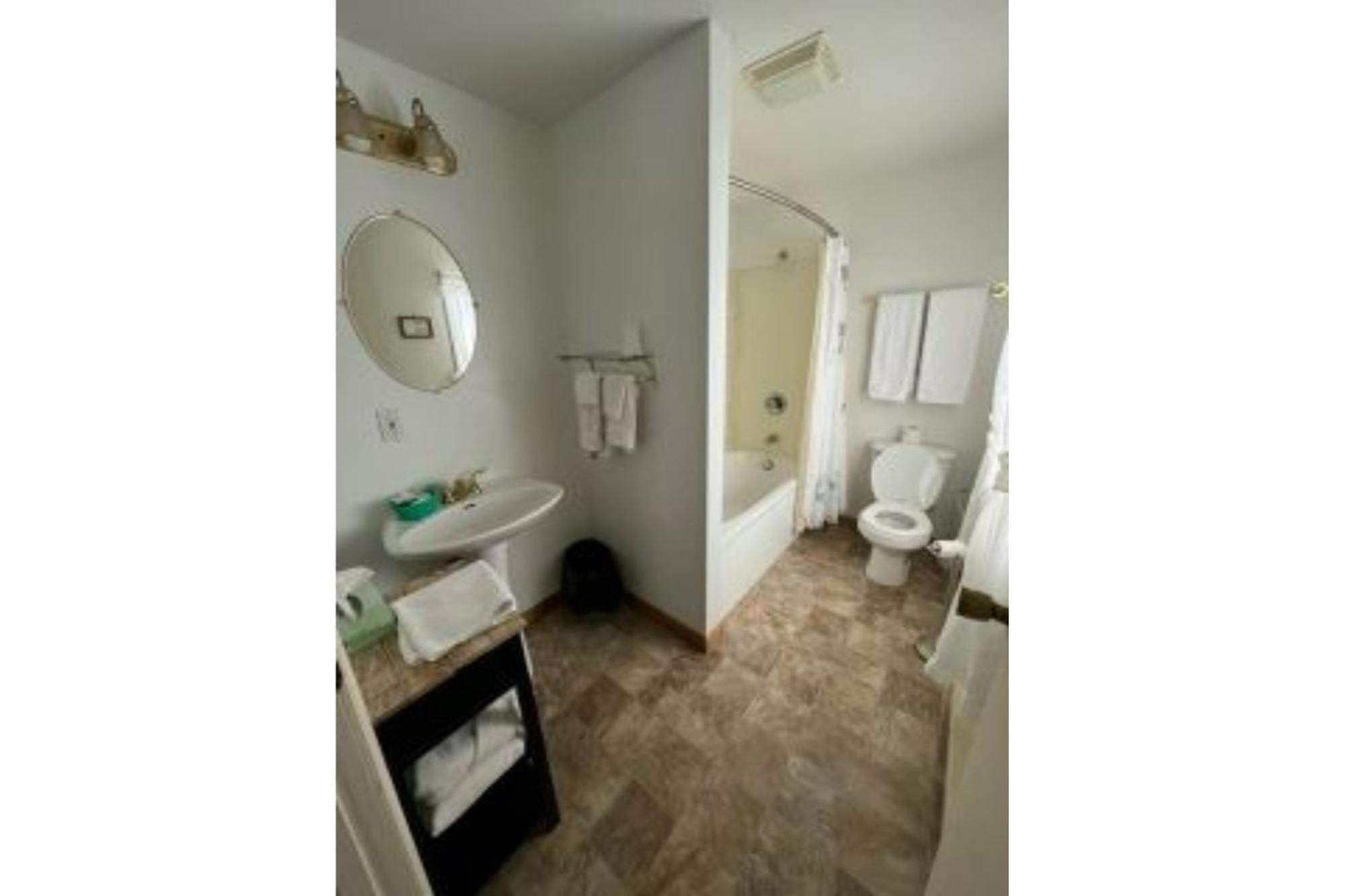 The Bavarian Manor Hotel Purling Habitación foto